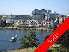 Downtown Inner Harbour Condominium for sale: Bayview Place 2 plus den  Stainless Steel Appliances, Granite Countertop, Glass Shower, Marble Counters, Hardwood Floors, Plush Carpet 1,422 sq.ft. (Listed 2012-07-06)